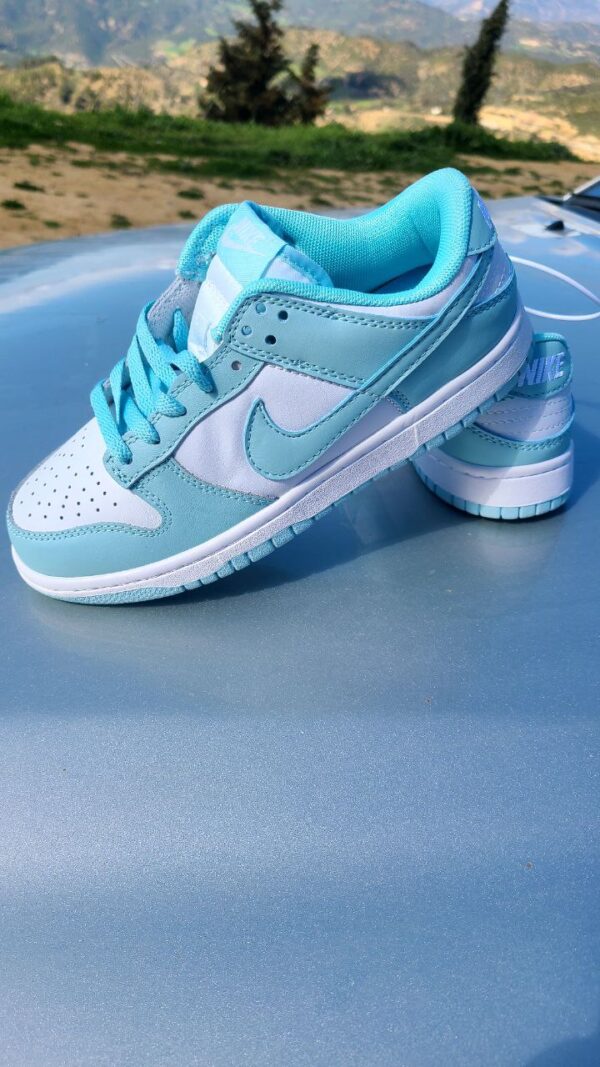 NIKE BLEU SKY
