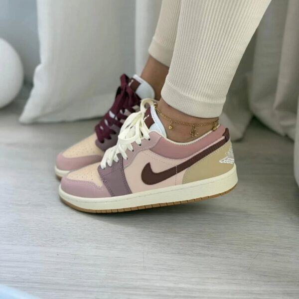 Nike air jordan low og - Image 2