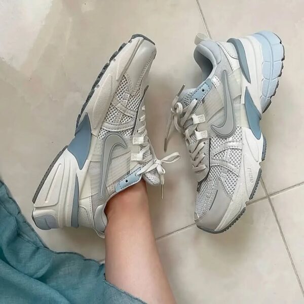 nike v2k run bleu sky - Image 2