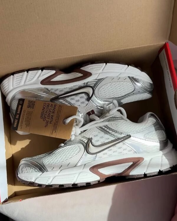 NIKE V5 RNR - Image 4