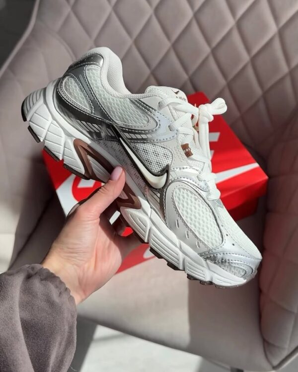 NIKE V5 RNR